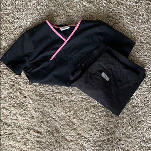 Women’s Urbane Scrub Set